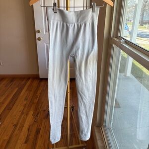 Zenana Outfitters Light Gray Ribbed Leggings